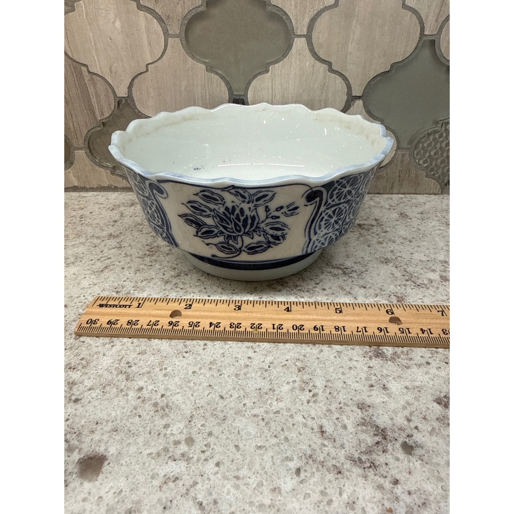 Vintage Blue and White Porcelain Scalloped Bowl Chinoiserie Floral Footed 6.5"